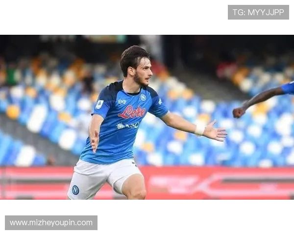 克瓦拉茨赫利亚本赛季四冠加身 成首位欧冠决赛进球的格鲁吉亚球员